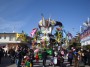 Carnevale di Viareggio 2010 - Parte posteriore ricca di fiori e maschere farfalla dell