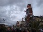 Carnevale di Viareggio 2010 - La grande torre del carro di seconda categoria Far finta di essere sanidi Fratelli Cinquini Umberto & Stefano Cinquini, giunto al primo posto della classifica finale - Fotografia febbraio 2010