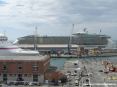 Independence of the seas - Royal Caribbean nel porto di Livorno - La nave da crociera più grande del mondo.