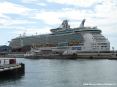 Independence of the seas - Royal Caribbean nel porto di Livorno - La nave da crociera pi grande del mondo.