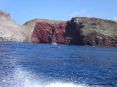 Isola di Capraia (LI) - La Scogliera delle Lingue regala dei contrasti di colore stupendi. Dal rosa al nero delle rocce, dal turchese al blu profondo del mare.