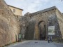 Montepulciano (SI) - Porta al Prato possente varco di accesso nelle antiche mura difensive della citta