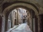 Montepulciano (SI) - Archi e volte sotto i palazzi antichi di via delle Cantine - Fotografia Toscana marzo 2015