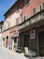 Monterchi (AR) - Le tranquille vie del paese permettono passeggiate in totale relax tra le antiche bellezze.