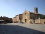 Monteriggioni (SI) - Splendida vista di piazza Roma con la luce di una sera d