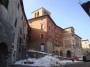 Montieri (GR) - Lo splendore del Palazzo Comunale con lo sfondo del campanile della chiesa dei Santi Paolo e Michele visto dalla zona di via Matteotti di fronte alle Fonti di Sotto - Fotografia Marzo 2010