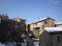 Montieri (GR) - I tetti delle antiche case del paese nella zona di via del Fosso sono coperti da uno strato di neve fresca - Fotografia Marzo 2010