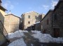 Montieri (GR) - Vista di via Garibaldi con i tetti degli antichi edifici ricoperti di neve - Fotografia Marzo 2010