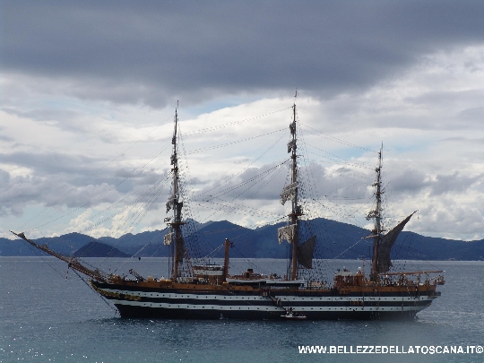 La nave Amerigo Vespucci nel set cinematografico del film
