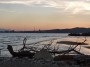 Torre del Sale e Foce del Cornia, Piombino (LI) - Incontro del fiume e del mare al tramonto alla foce del Cornia. Sullo sfondo si distinguono il promontorio della citt di Piombino e gli impianti dello stabilimento siderurgico Lucchini - Fotografia ottobre 2012