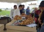 Tutti pazzi per la palamita 2012 - Panini al latte e baccelli con palamita marinata preparati dal ristorante Boma - San Vincenzo (LI), Fotografia 6 maggio 2012, Toscana