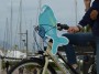 Tutti pazzi per la palamita 2012 - La sagoma del logo della manifestazione a bordo della bicicletta di una addetta all