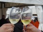 Tutti pazzi per la palamita 2013 - Brindisi con due calici di vermentino della Val di Cornia - San Vincenzo (LI), Fotografia 5 maggio 2013, Toscana