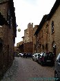 Certaldo(FI) - Il Palazzo Pretorio visto da via Rivellino, strada che porta fino all