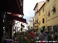 Piombino (LI) - Corso Vittorio Emanuele tra negozi e ristoranti